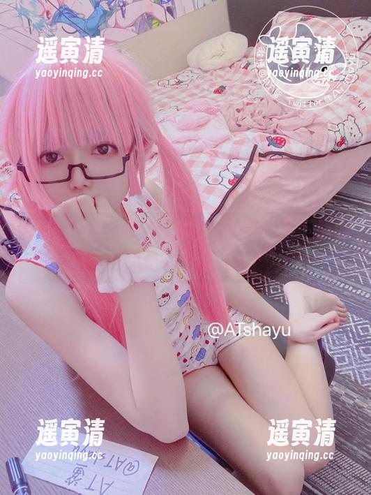 AT鲨 AT鲨在这!裸足写真强烈推荐,没下载的都是装腔作势。