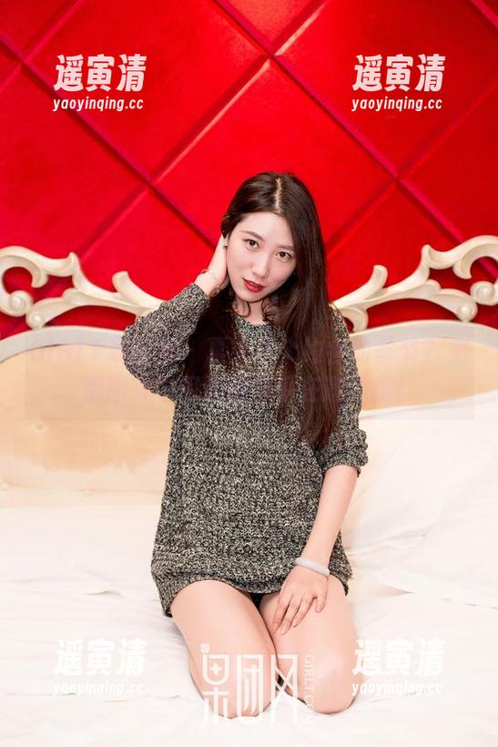 GIRLT果团网 - 夏天是个约会的季节？免费图片中何嘉颖似乎在邀约我！