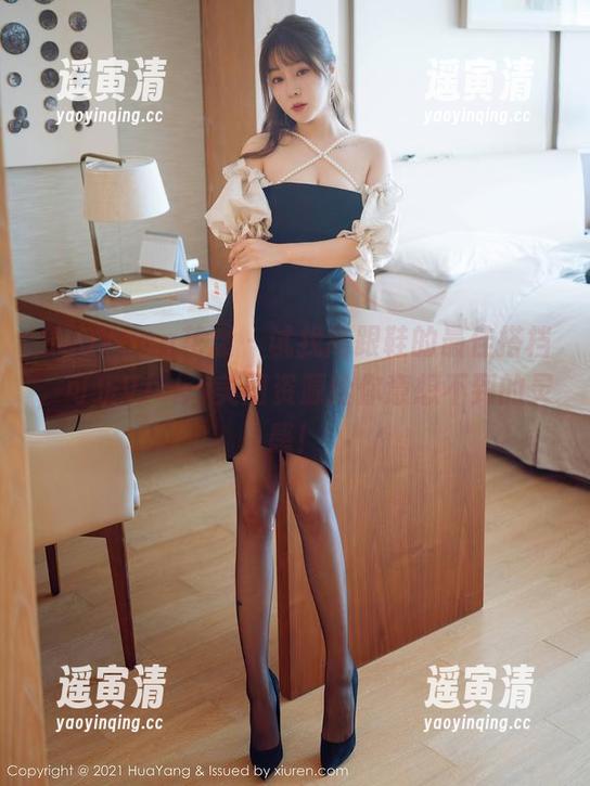 HuaYang花漾-可乐Vicky HuaYang花漾 - 试找高跟鞋的最佳搭档,可乐Vicky美图资源给你意想不到的灵感!