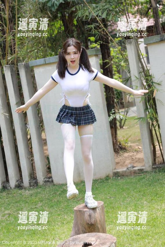 MFStar模范学院-柳侑绮Sevenbaby MFStar模范学院 - 每次看到柳侑绮Sevenbaby的美脚套图分享,我想:这腿是怎么维护的啊?