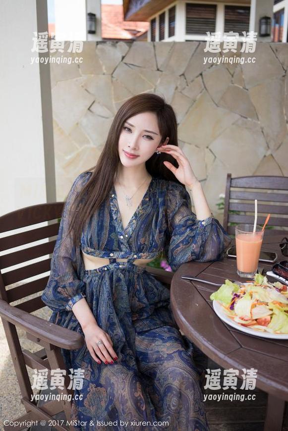 MiStar魅妍社-陈雅漫VICKY MiStar魅妍社 - 图片里的短裙和陈雅漫VICKY的姿态,资源竟然如此致命,我的心啊。