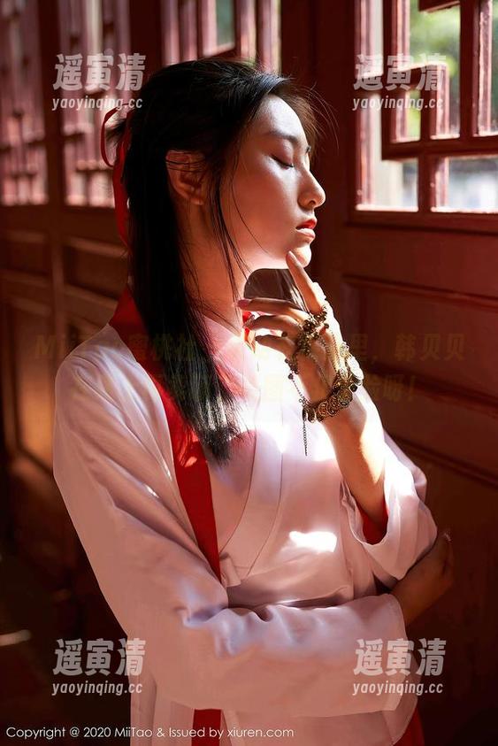 MiiTao蜜桃社-韩贝贝 MiiTao蜜桃社 - 灵动在棉袜里,韩贝贝在线上再卖萌,美图不止于脸呀!