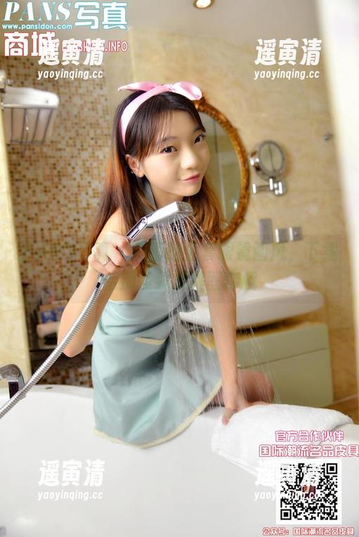 PANS写真-蕾蕾 PANS写真 - 蕾蕾的全套眼镜画风,下载后别怪我没提醒你哦