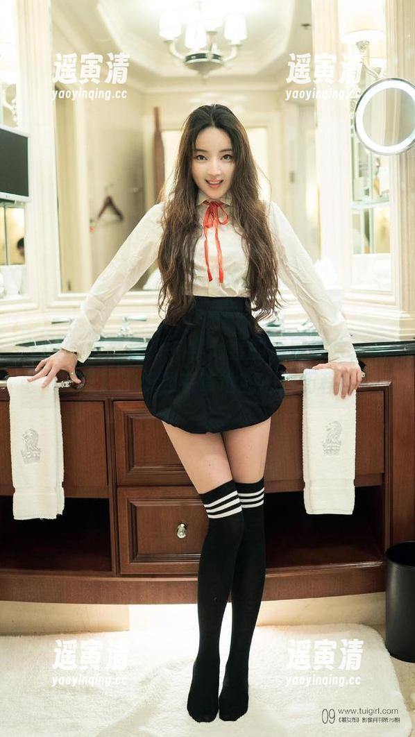 TuiGirl推女郎 - 李七喜的浴室探险，美图背后没想到有草地的心理历程！