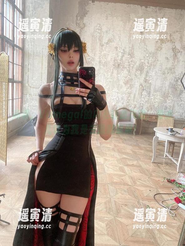 Vinnegal 高清,Vinnegal的内衣让我沉迷,差点儿以为我是去逛时装展!