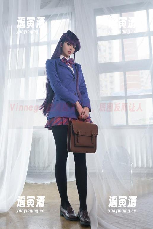 Vinnegal Vinnegal的美腿无圣光,原图反而让人想继续瞧瞧。