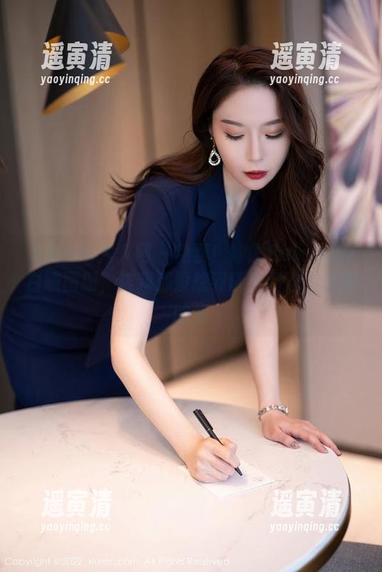 Xiuren秀人网-娜露Selena Xiuren秀人网 - 免费!娜露Selena的白嫩图册,连我都没想到能看到这么白嫩的你
