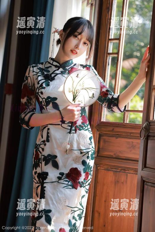 Xiuren秀人网 - 安妮Tess的圣诞，一组写真，犹如一场未解的谜团。