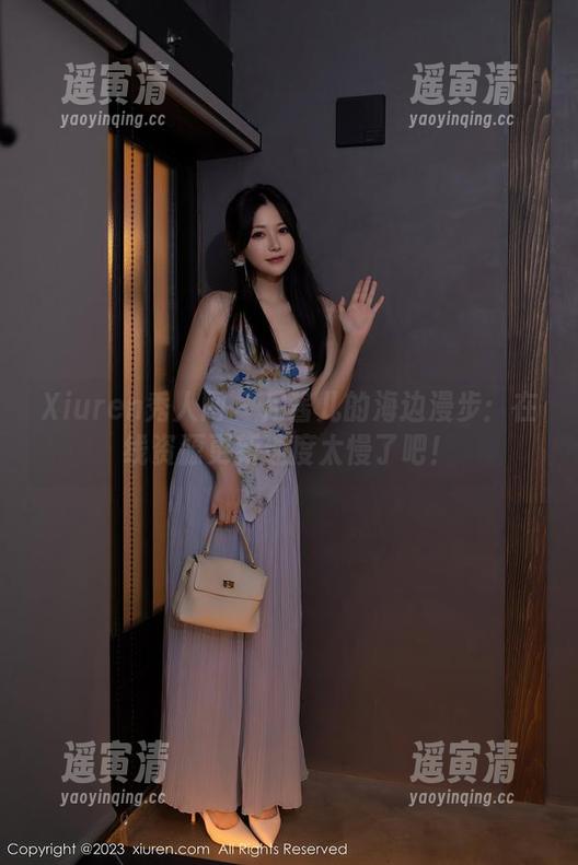 Xiuren秀人网 - 月酱儿的海边漫步：在线资源更新速度太慢了吧！
