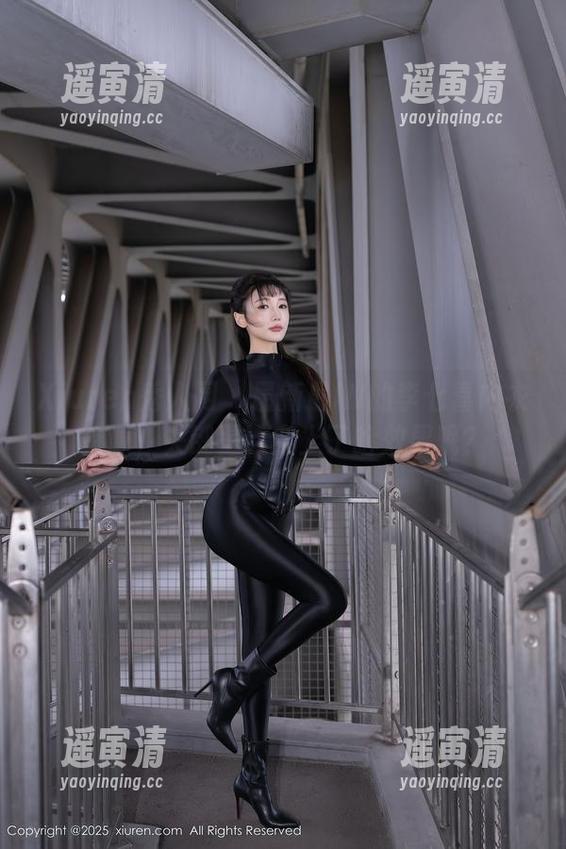 Xiuren秀人网-李七喜 Xiuren秀人网 - 最新最IN的李七喜内衣资源,关键是这穿上了啥效果呢?