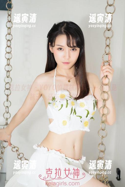 克拉女神-YOYO 克拉女神 - YOYO的棉袜写真——不只是袜子,还有叛逆的灵魂?