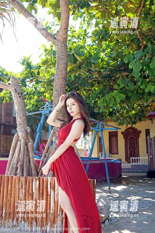 嗲囡囡-陈雅漫VICKY 嗲囡囡 - 写真集里藏着的陈雅漫VICKY,丝袜多姿,却又让人难以捉摸