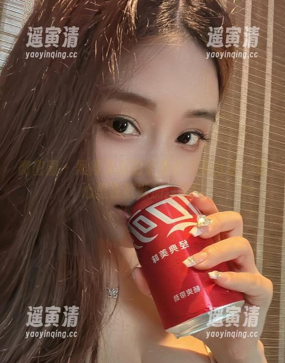 奶雯 微密圈 - 黑得发亮的奶雯作品集分享,我心里在默默加鸡腿!