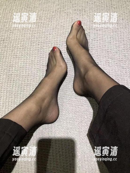 微密圈 - 小仙女ELaine也逃不掉的氧气补给——办公室美图总在这！