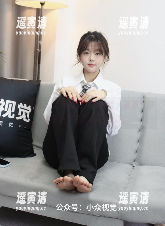 小众视觉-灵灵 小众视觉 - 灵灵的黑白大冒险,最新分享:当彩色梦变成黑白剧场。