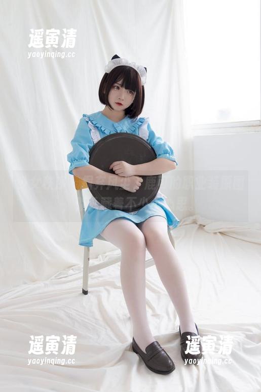 少女秩序-鹿可 少女秩序 - 摒弃风尘,鹿可的职业装原图,似乎藏着不少小心思。