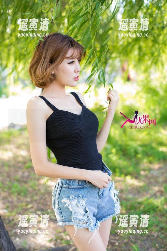 尤果网-心儿 尤果网 - 黑白写真,心儿说无圣光就放空吧,我们要的才是这份任性!