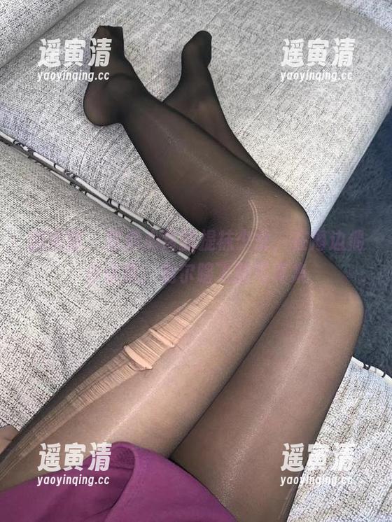 提袜少女 微密圈 - 要你心疼的提袜少女,在海边偶尔认真,偶尔瞎飞的写真集