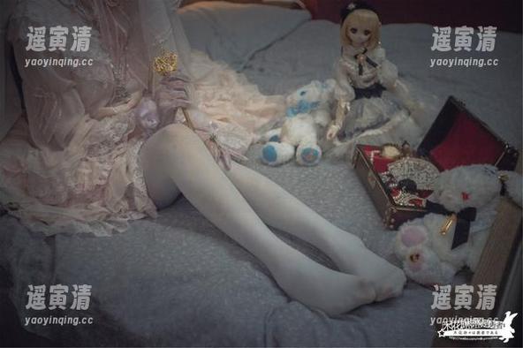 不容错过的最新图集：木花琳琳是勇者的少女，不明觉厉却又想继续盯着看。