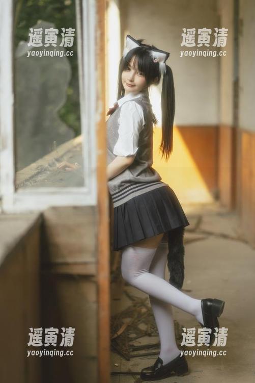 桜井宁宁 图片里的桜井宁宁,空姐的形态需要无圣光加持吗?