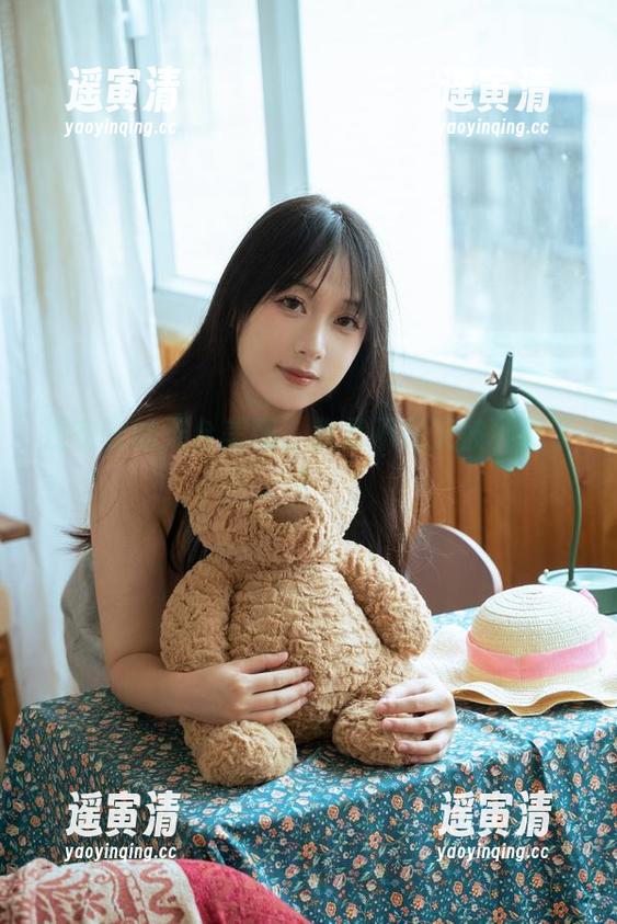浅安安 浅安安的天台美图,我是不是又被种草了?