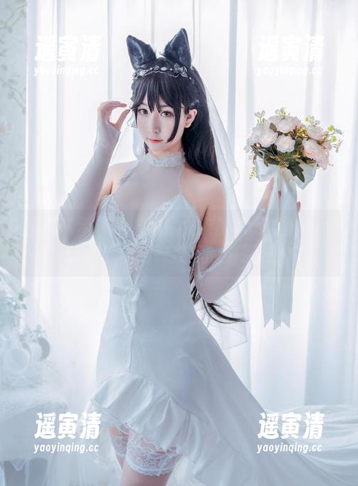 猫九酱 猫九酱带你领略居家女友的cos魔法——原图就像猫咪推翻的倒茶杯!