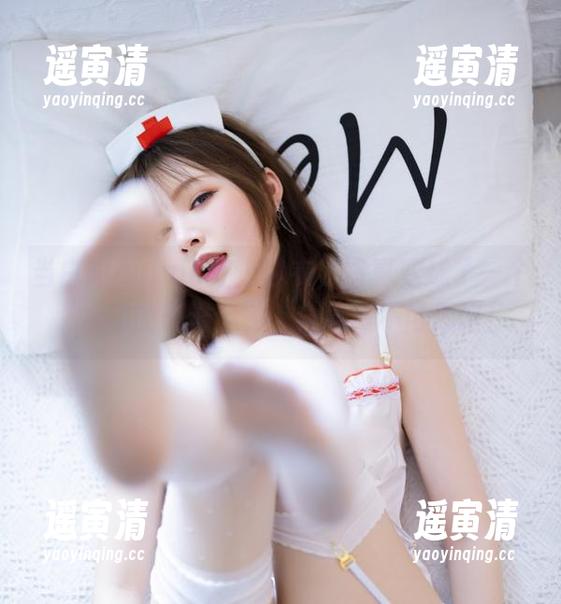 白露Bululu 当白露Bululu穿上泳衣,写真变成了一个“水边的奇遇记”,分享真不可思议!