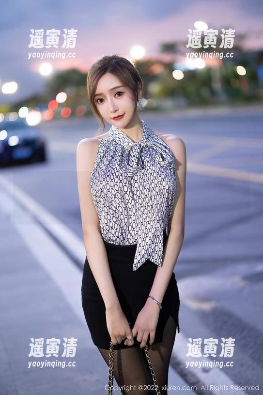 秀人网-杨晨晨sugar 秀人网 - 杨晨晨sugar护士装:更新高清图册,治疗你我间的小情绪~