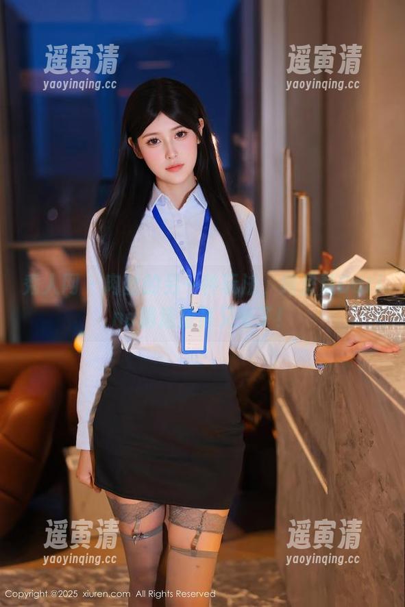 秀人网-绮里嘉Carina 秀人网 - 肉丝的另一种玩法,绮里嘉Carina精选图集又来了!