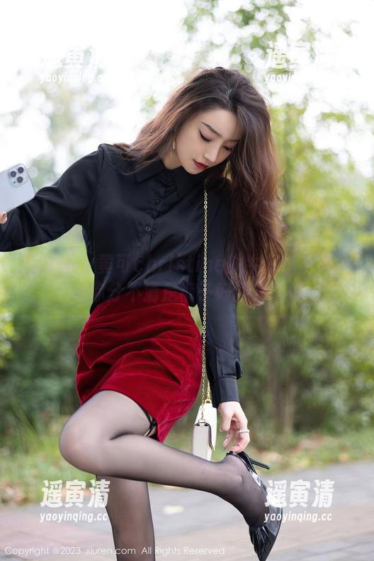 秀人网-黄可Christine 秀人网 - 黄可Christine的牛仔裤合集:让你分不清是裤子好还是人好