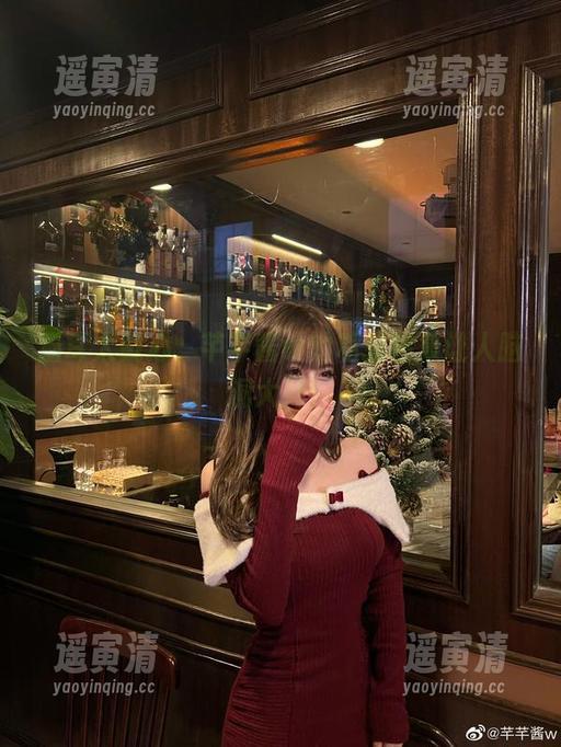 猫耳太戳心，芊芊酱w的私拍图集让人脑洞大开！