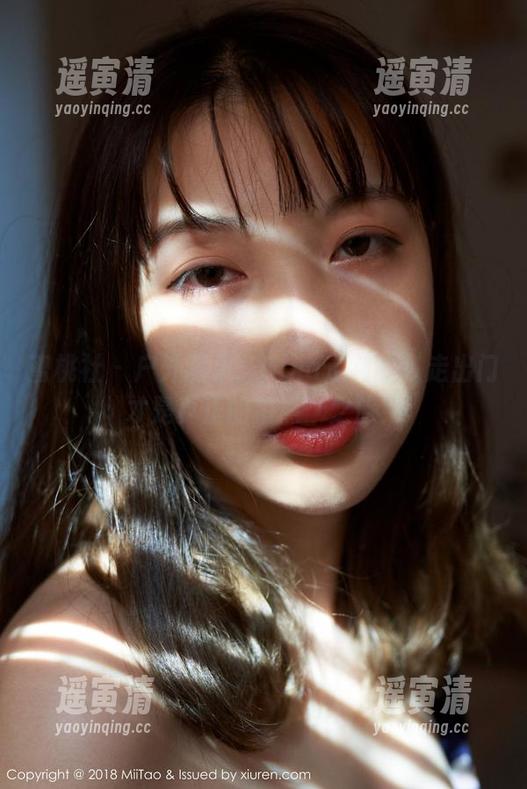 蜜桃社-Gina 蜜桃社 - 户外图集:Gina定制的‘走出门才是真正的拍照’之旅!