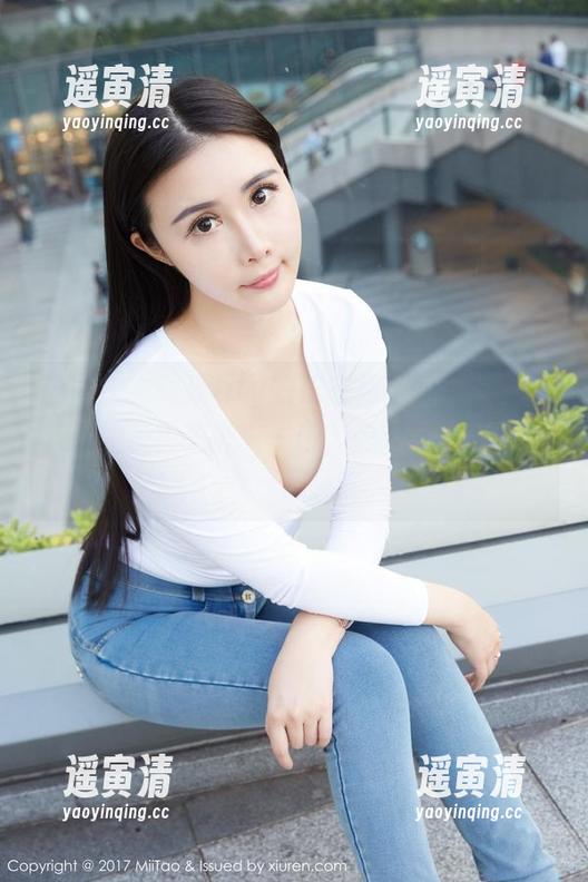 蜜桃社-琉璃lily 蜜桃社 - 琉璃lily的连衣裙图包,有些细节抓住了我的心——哦,是的,还有我的眼