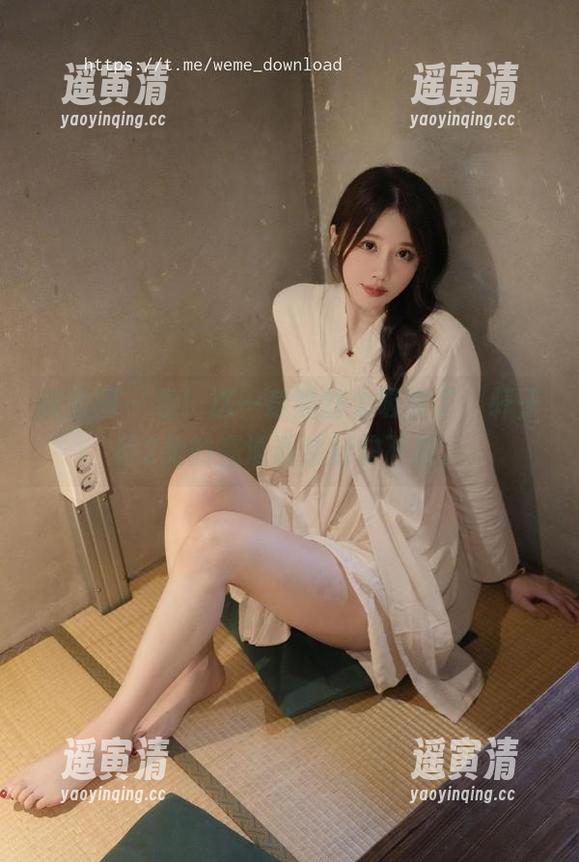 轩子巨2兔 微密圈 - 看!这一身黑丝太吸引了,轩子巨2兔的高清诱惑赶快下载。